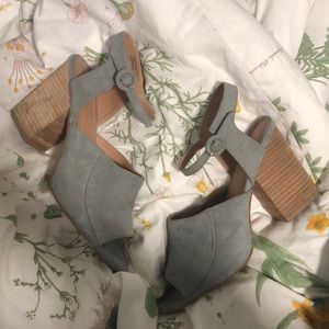 Urban outfitter gray block heels
